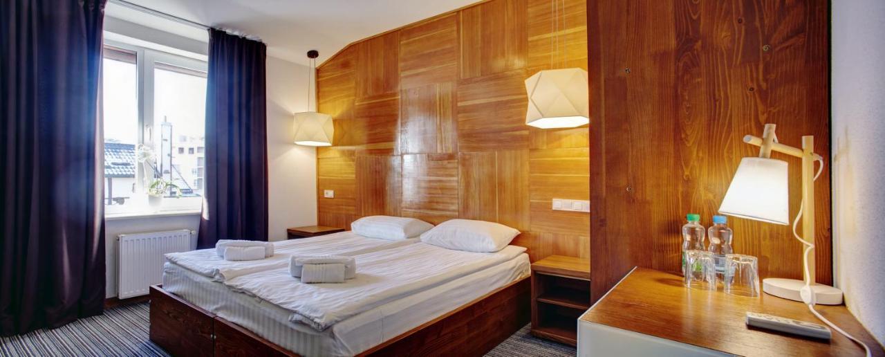 Valentyna Otel Briukhovychi Dış mekan fotoğraf